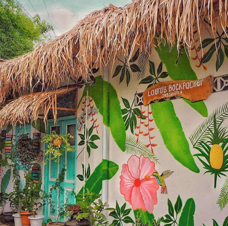 Laura'S Backpacker 523 Hostel Γιογκιακάρτα Εξωτερικό φωτογραφία